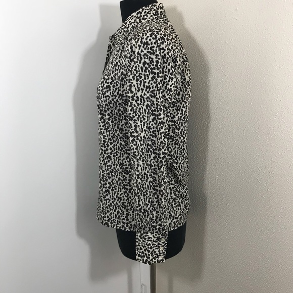 J. Crew Animal Print Button Down Blouse. Size 4. - Picture 4 of 6
